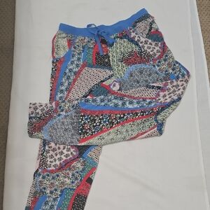 Natori Blue Garment with Floral Accents M